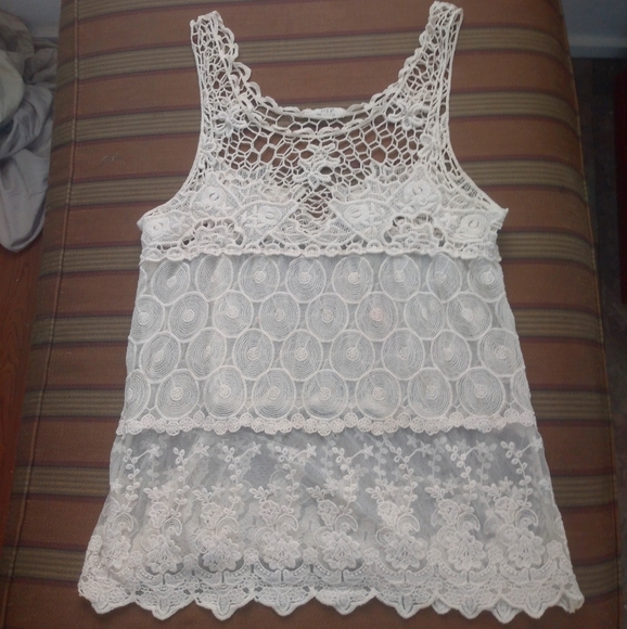 Crochet and lace tank - Picture 1 of 1